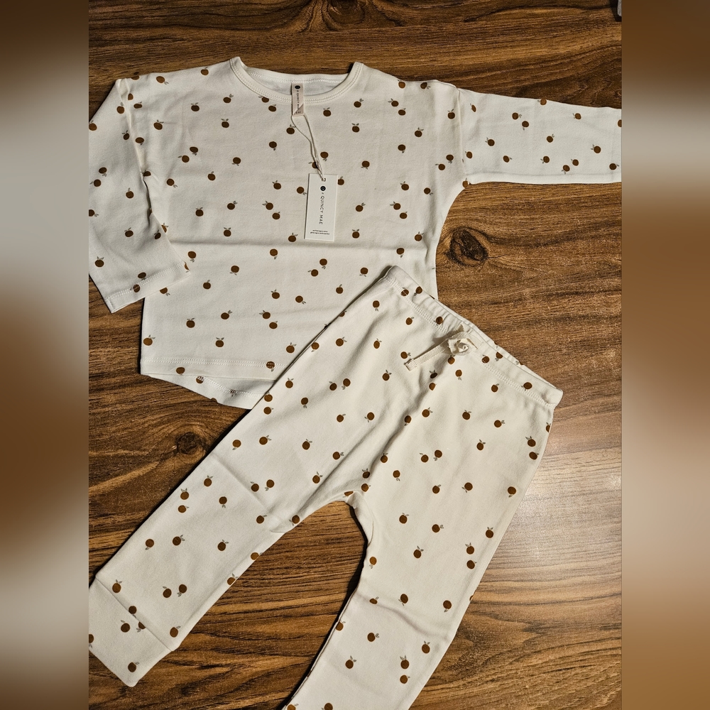 NWT Quincy Mae 2-3Y organic cotton two-piece nectarine outfit